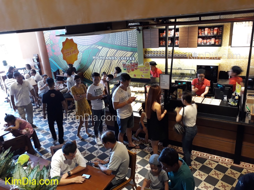 Kinh nghiệm và điều kiện nhượng quyền Highlands Coffee
